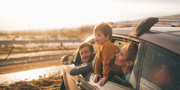 Familie in auto